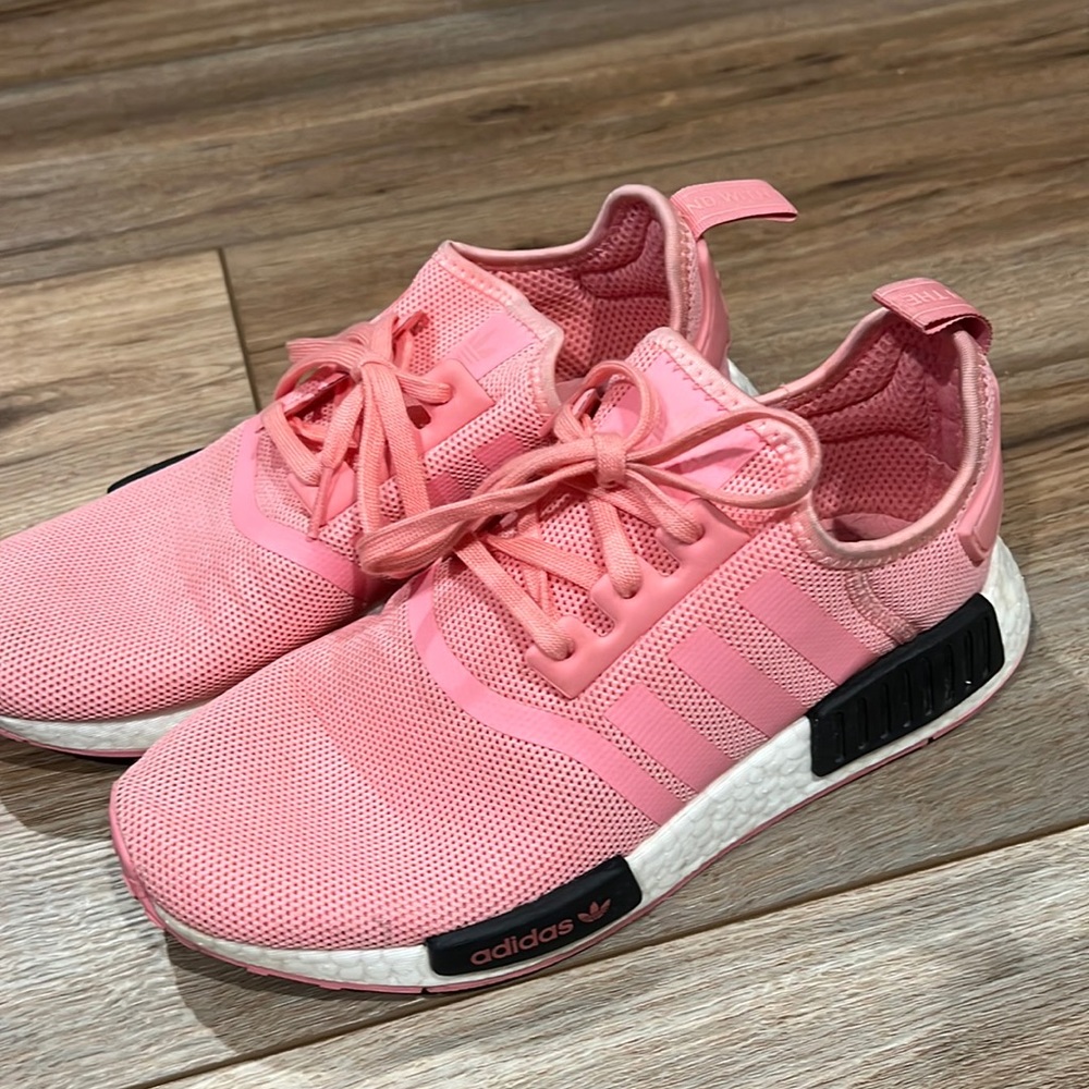 Womens adidas shoes size womens 8